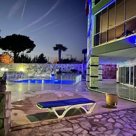 Senli * Kuşadası